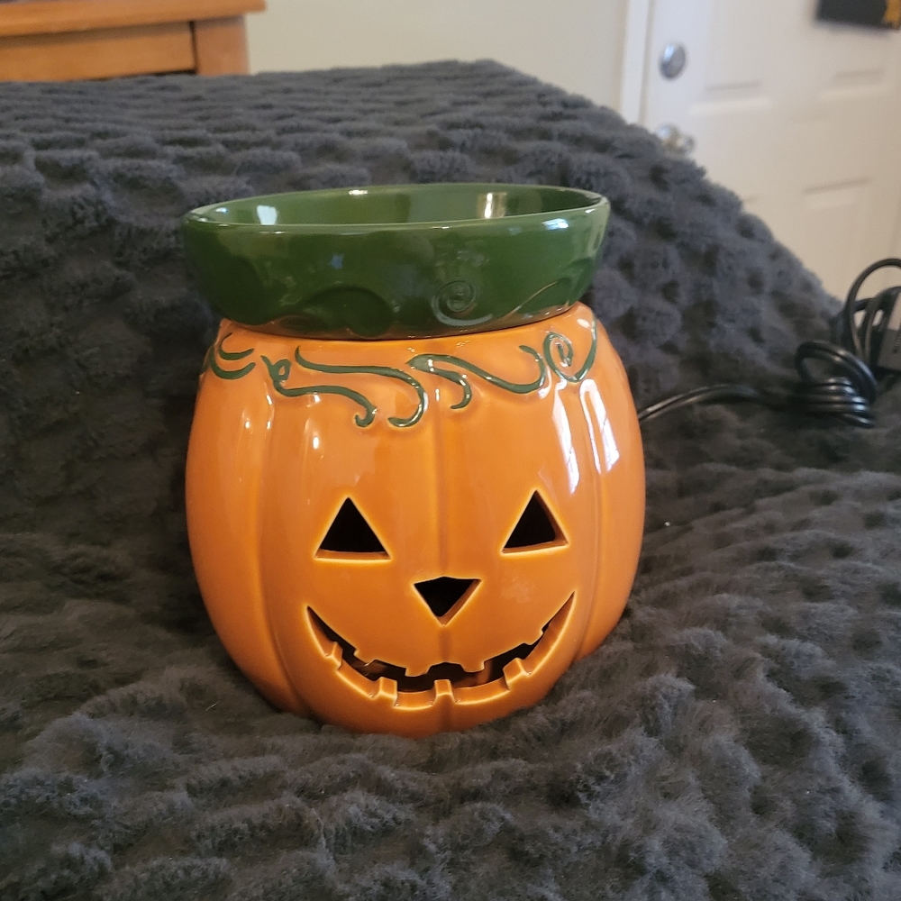 Jack o lantern Scentsy warmer